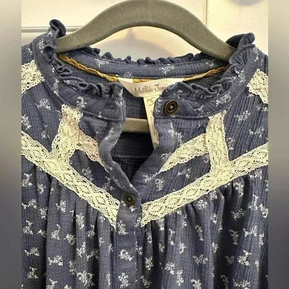 Matilda Jane JEMMA Peasant Top Girls 6 Blue Boho Floral Crochet Blouse - Picture 5 of 6